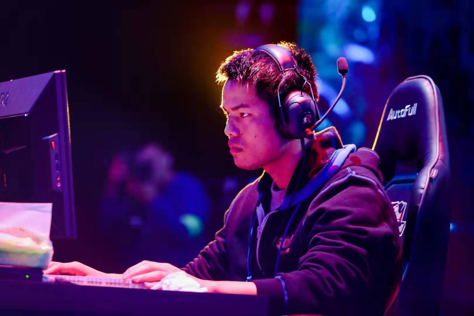 的竞争氛围 的竞争氛围