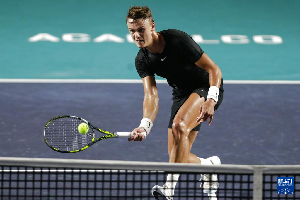 NBA第一次首发19分钟，杨瀚森全新体验，他正在证明自己属于这里